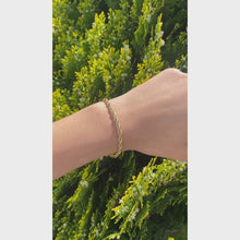Load and play video in Gallery viewer, Gold Rope Twist Chain Bracelet
